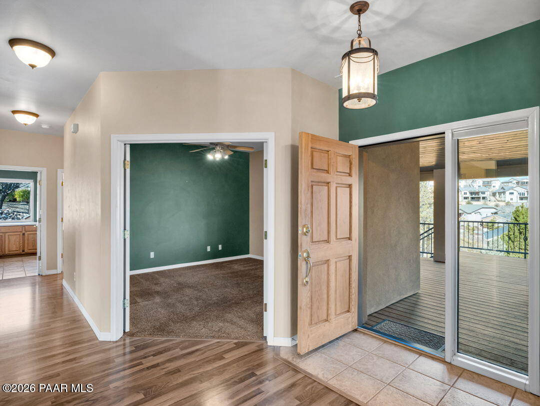 Real Estate Photo