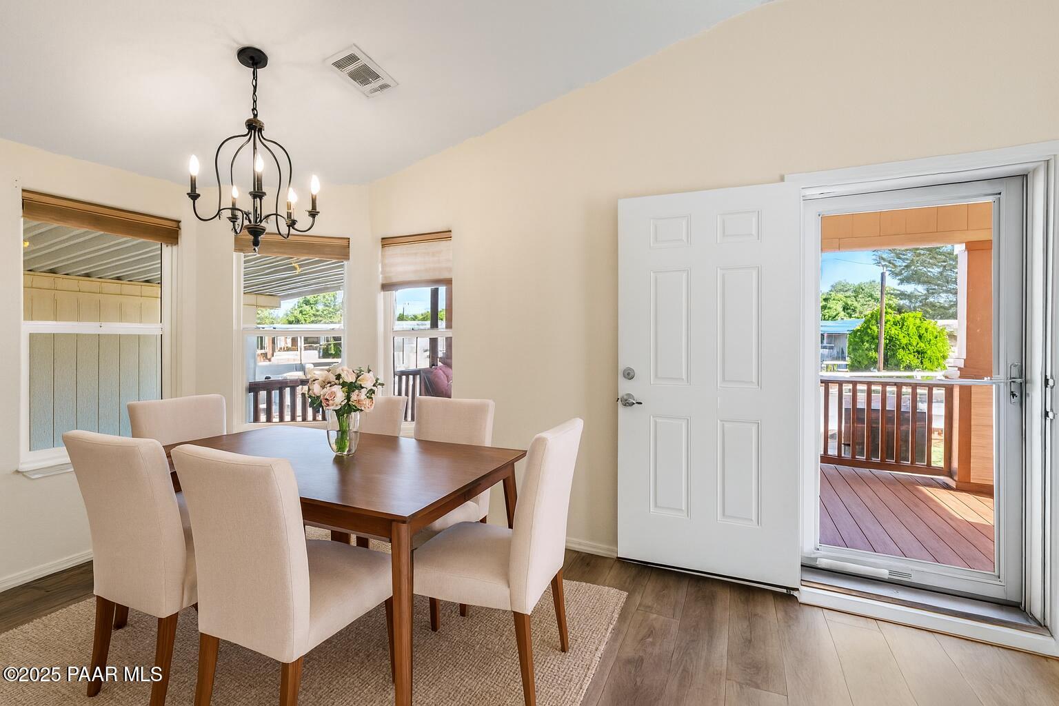Real Estate Photo