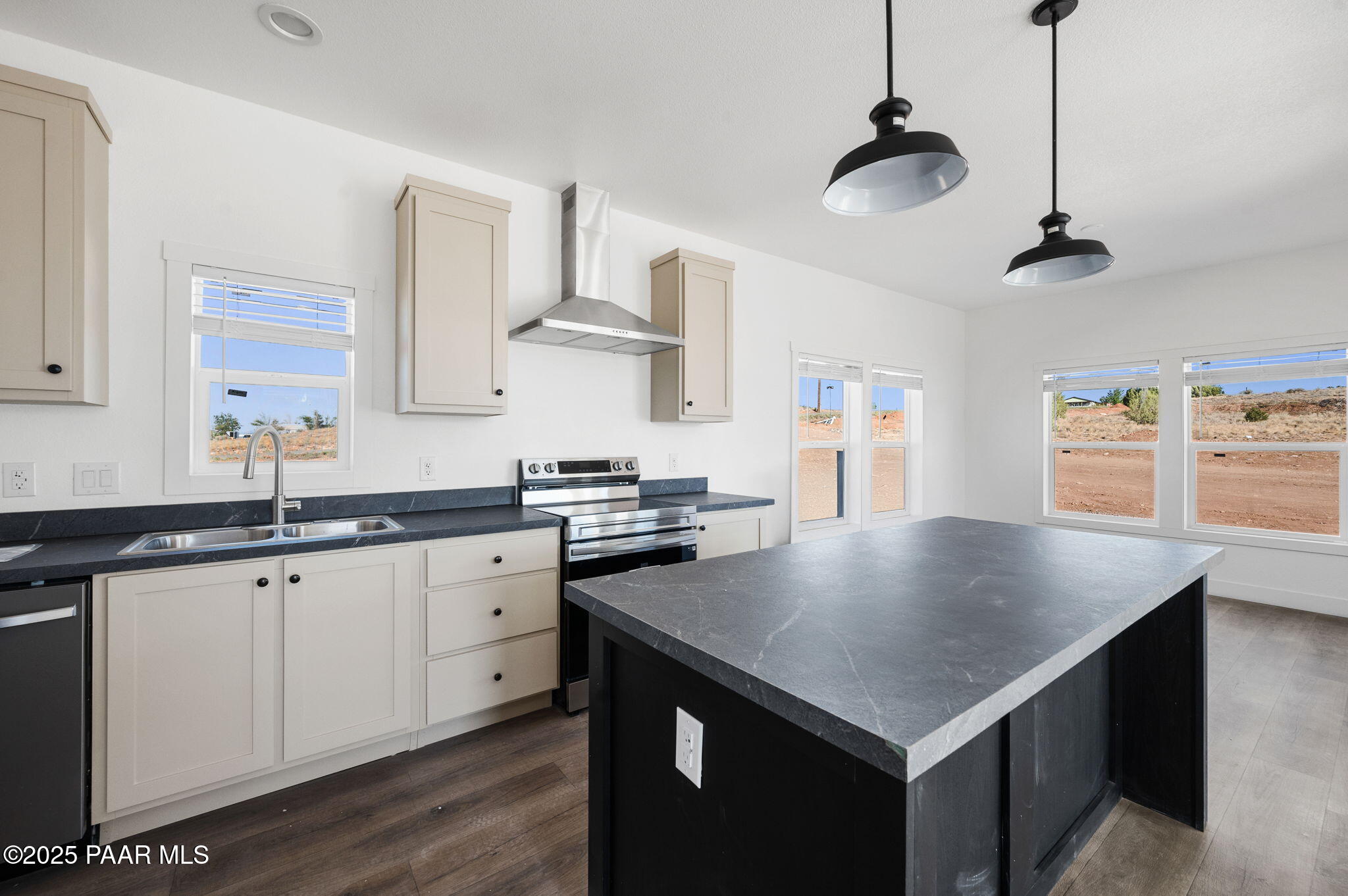 Real Estate Photo
