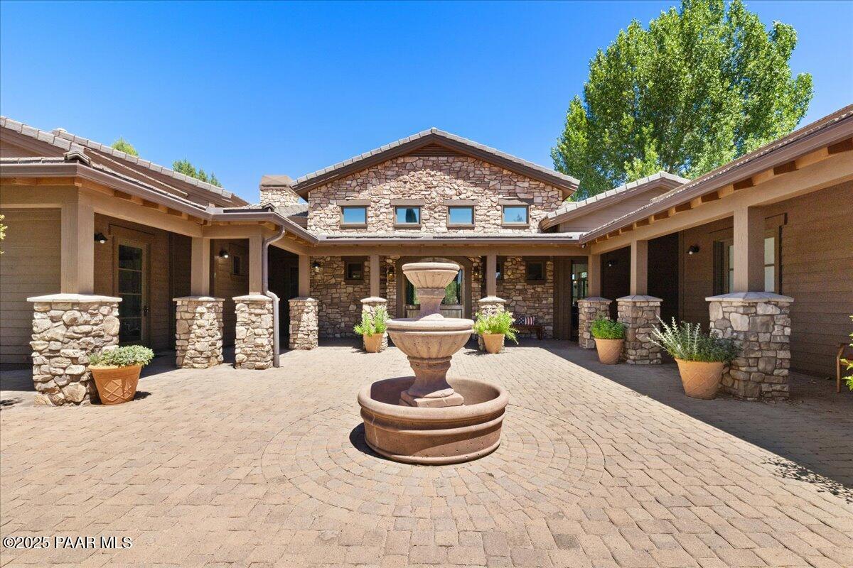 Real Estate Photo