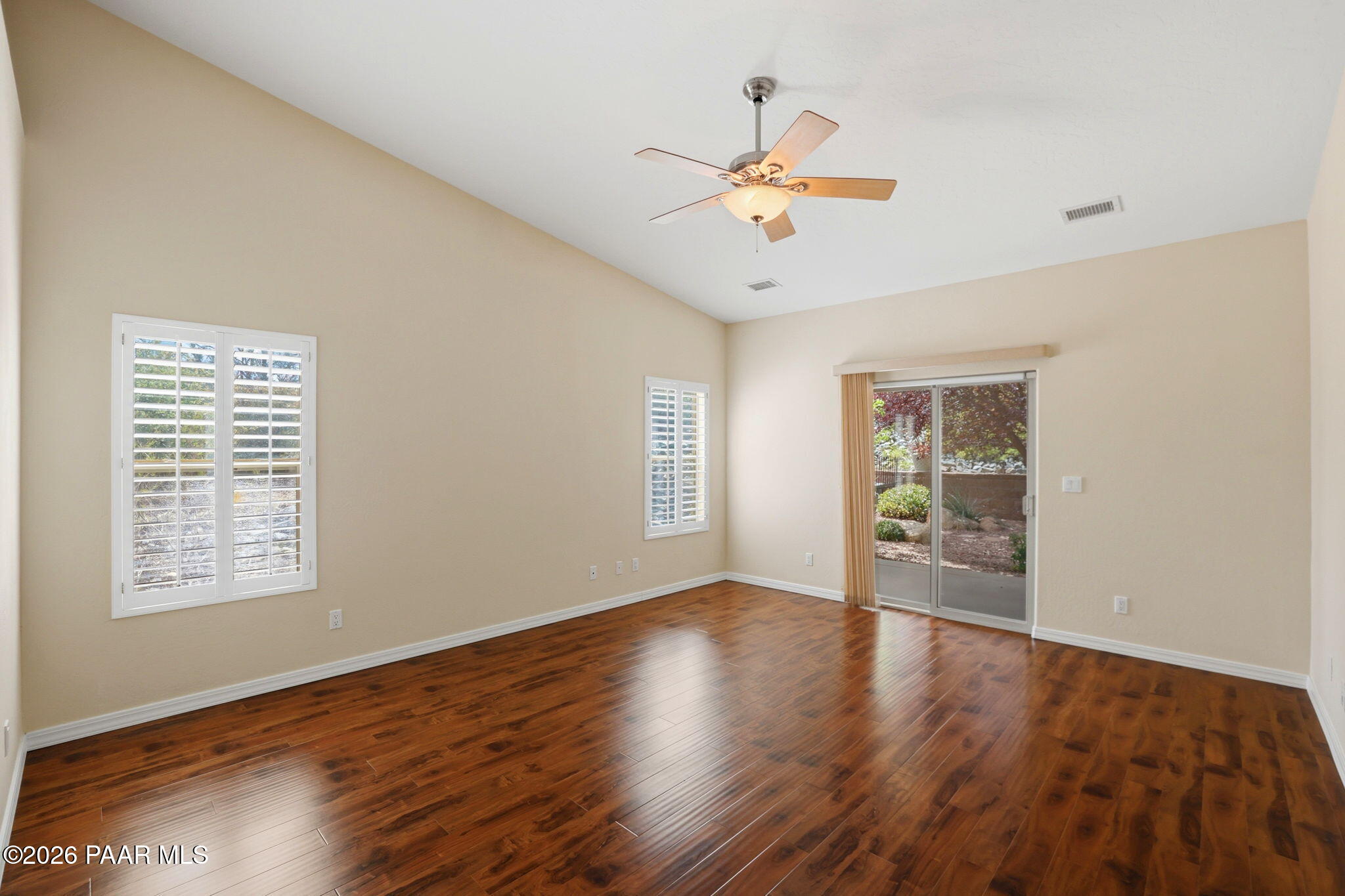 Real Estate Photo