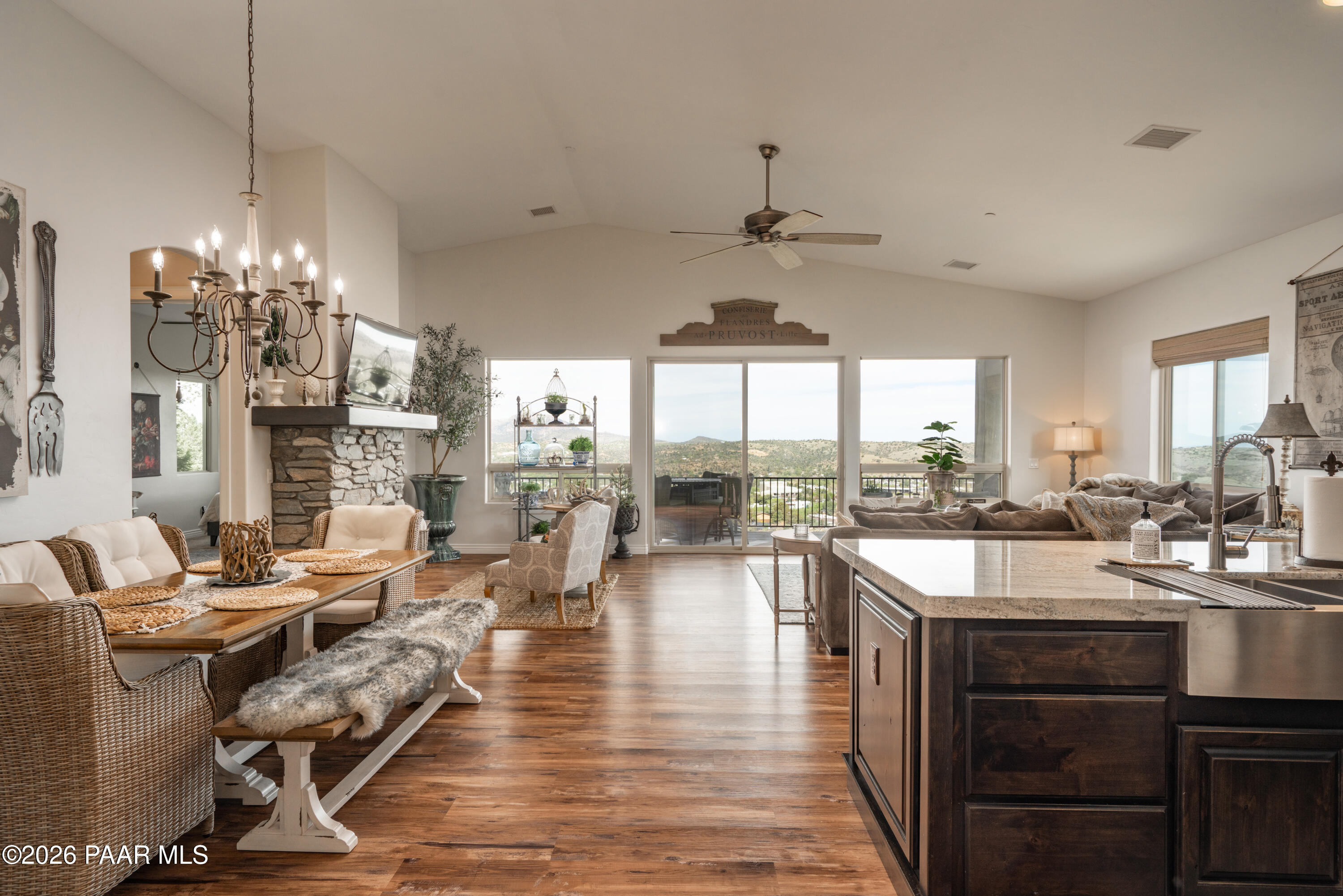 Real Estate Photo