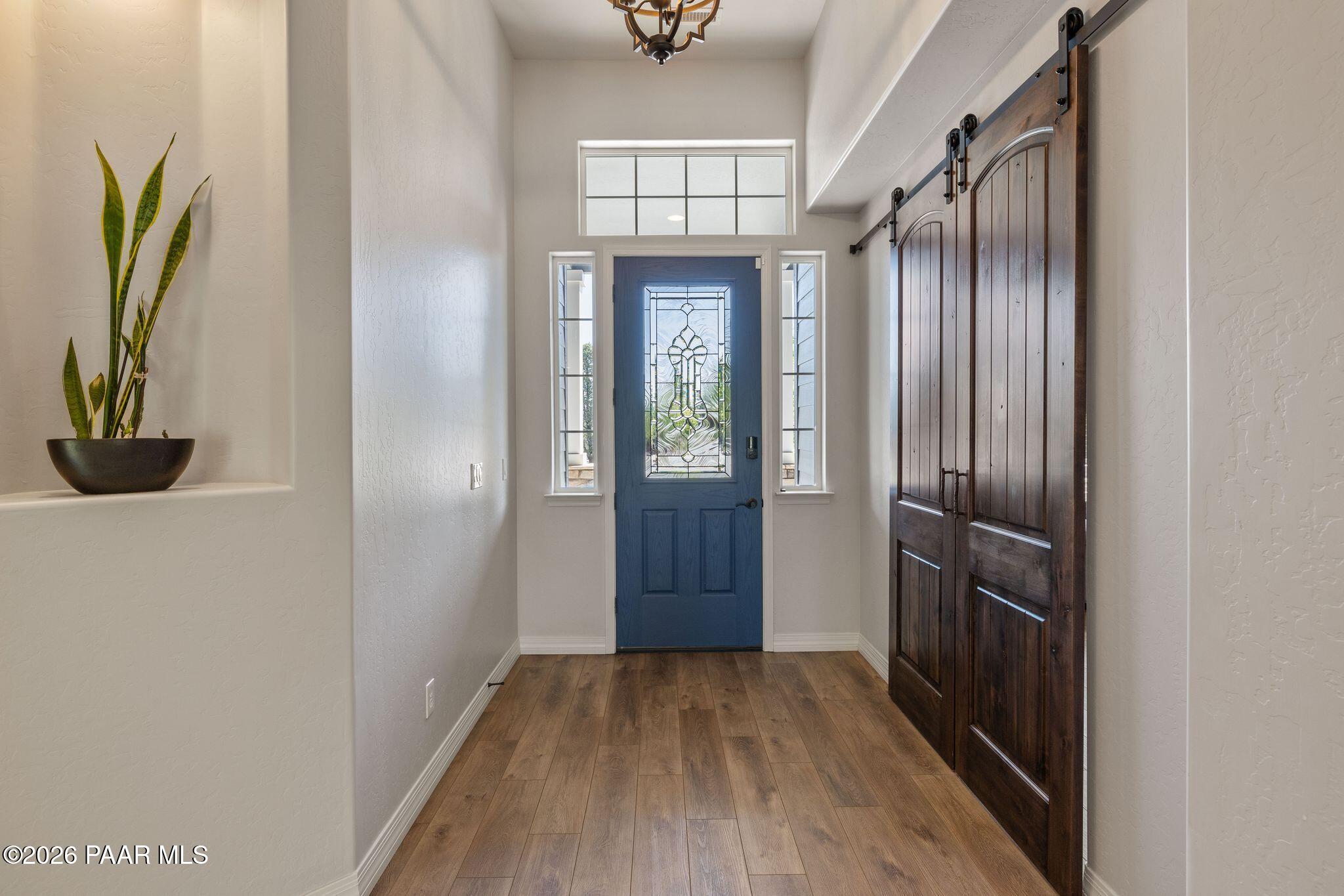 Real Estate Photo