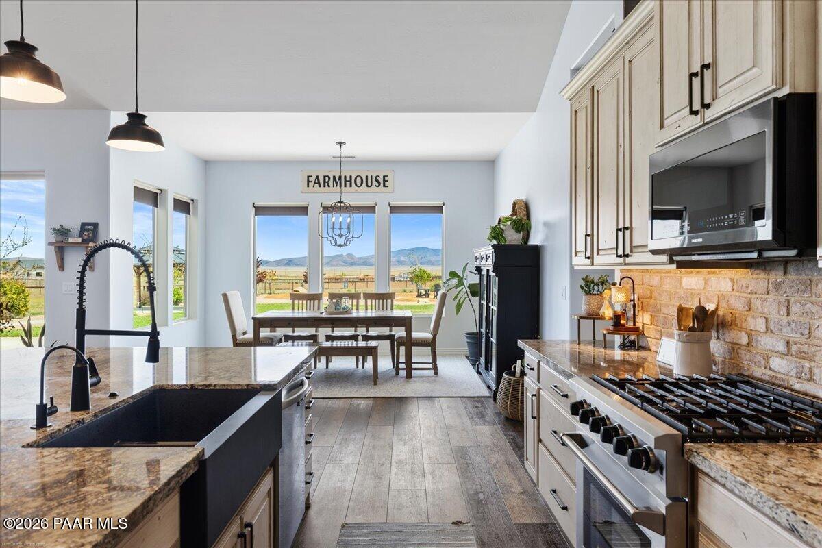 Real Estate Photo
