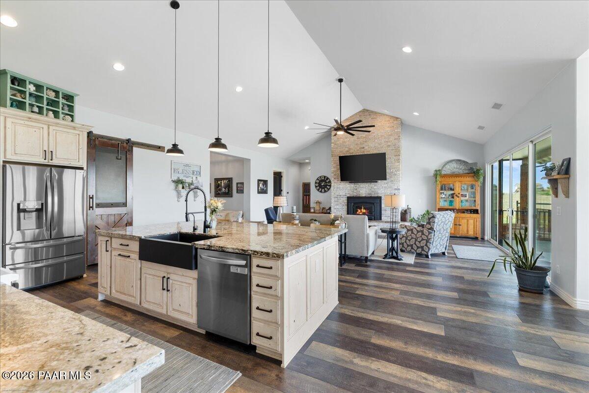 Real Estate Photo