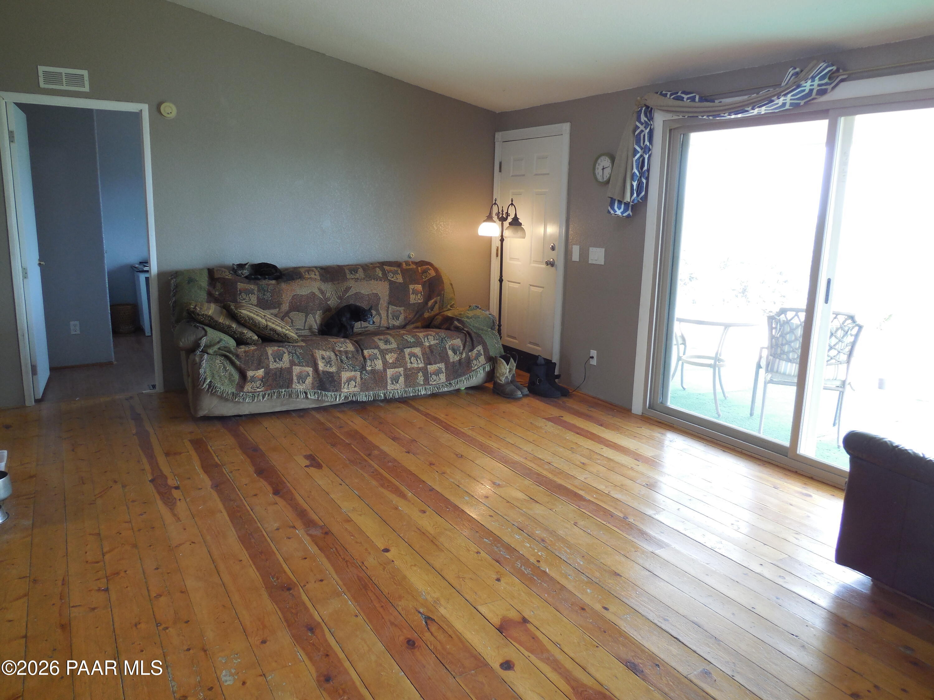 Real Estate Photo