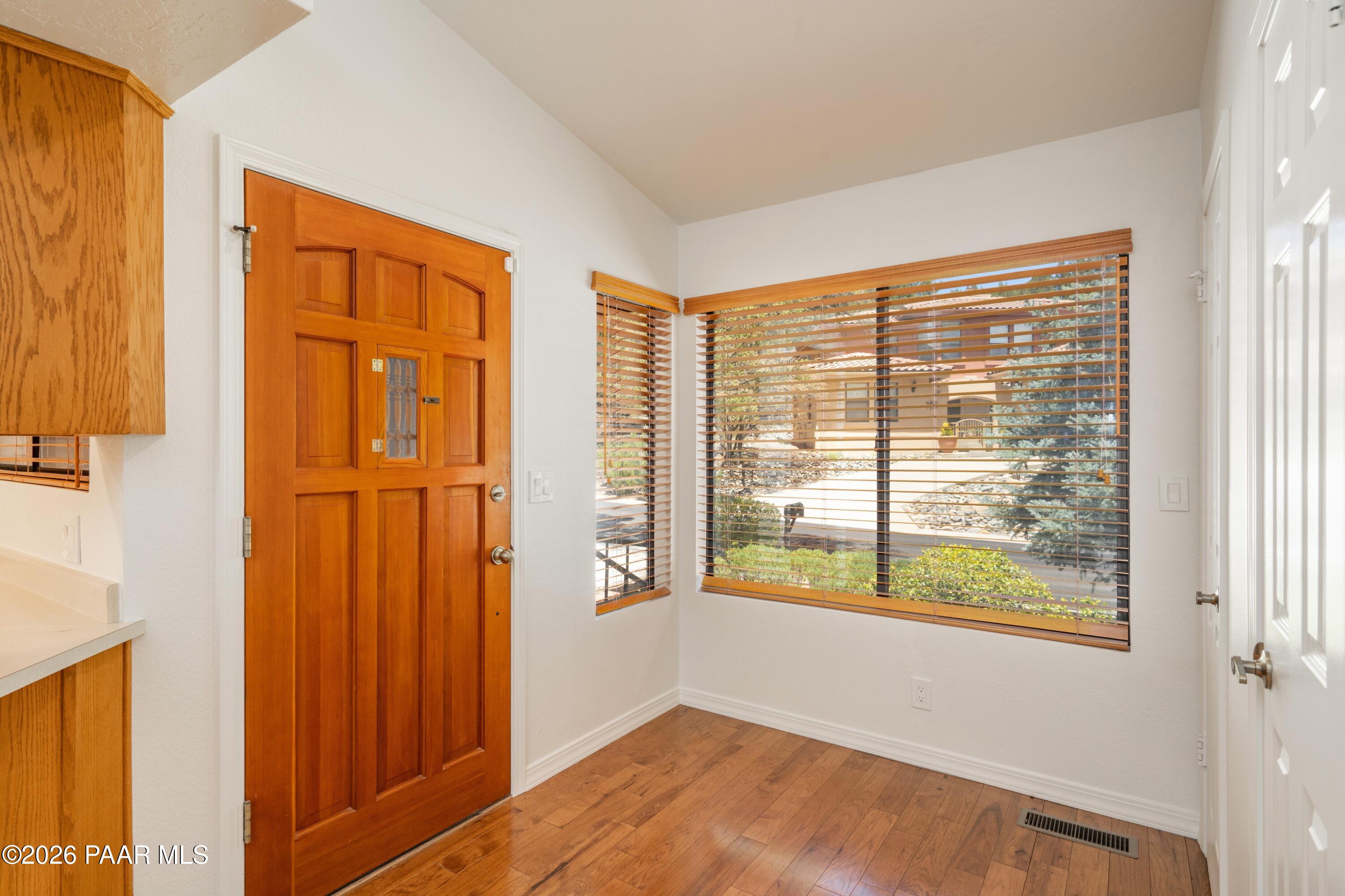 Real Estate Photo