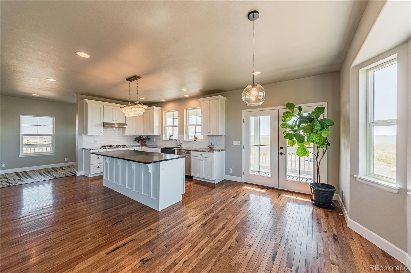 Real Estate Photo