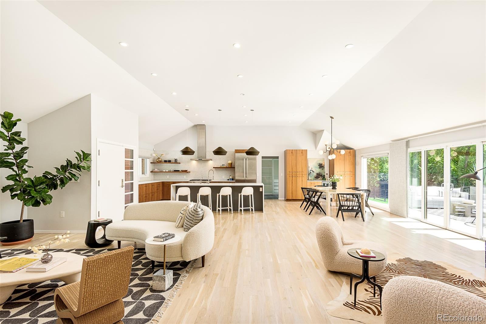 Real Estate Photo