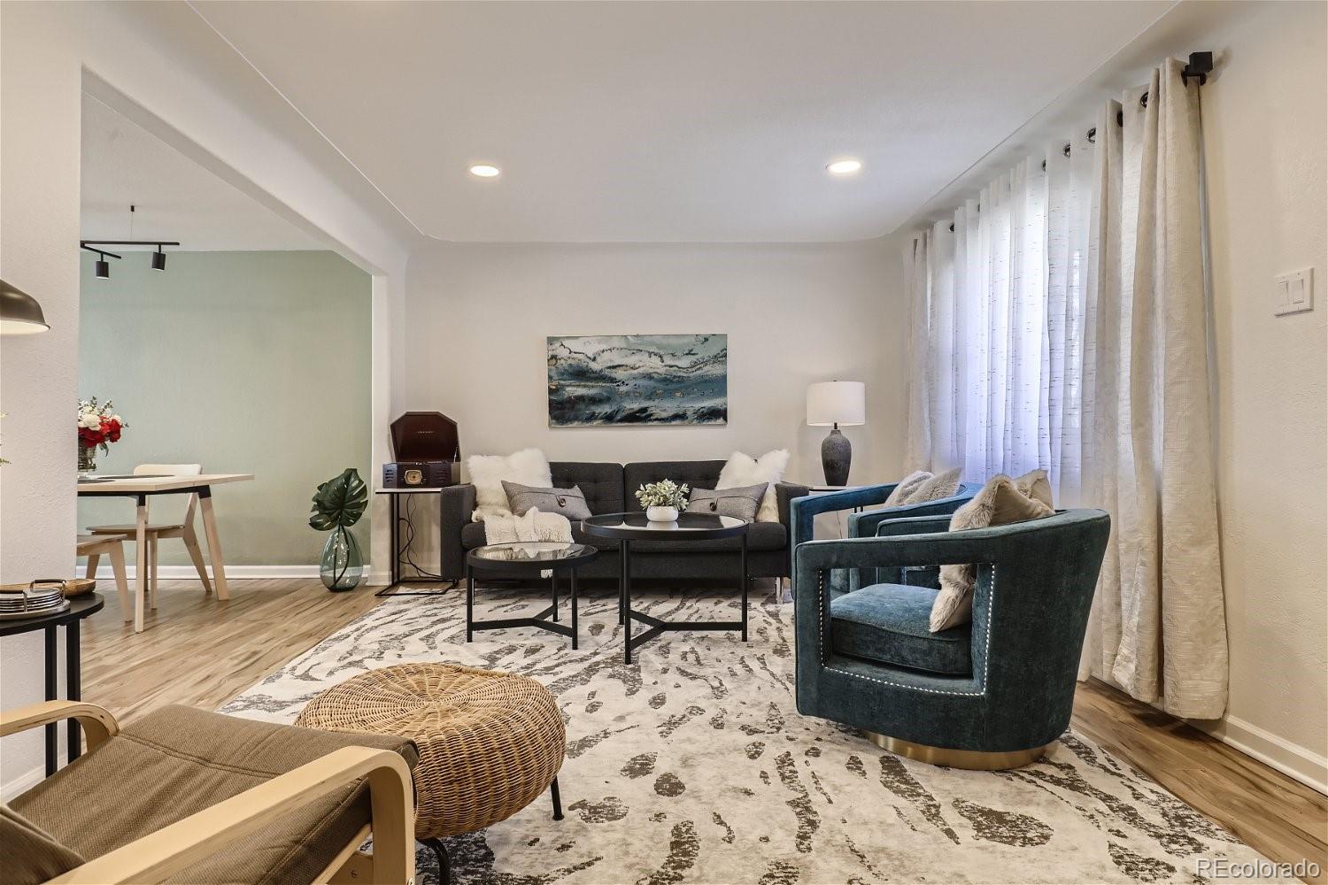 Real Estate Photo