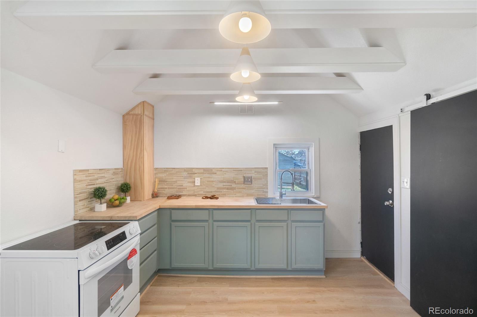 Real Estate Photo