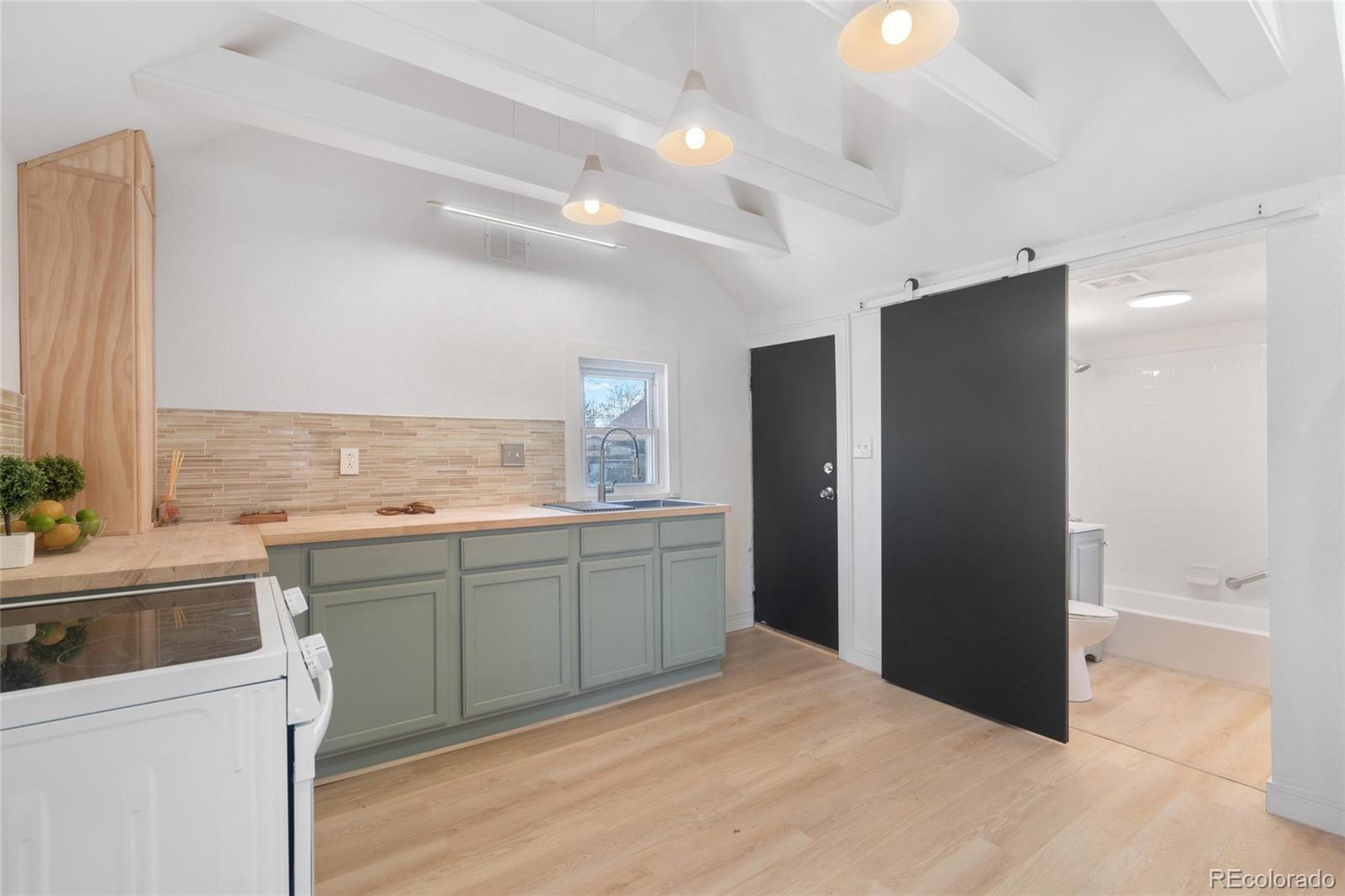 Real Estate Photo