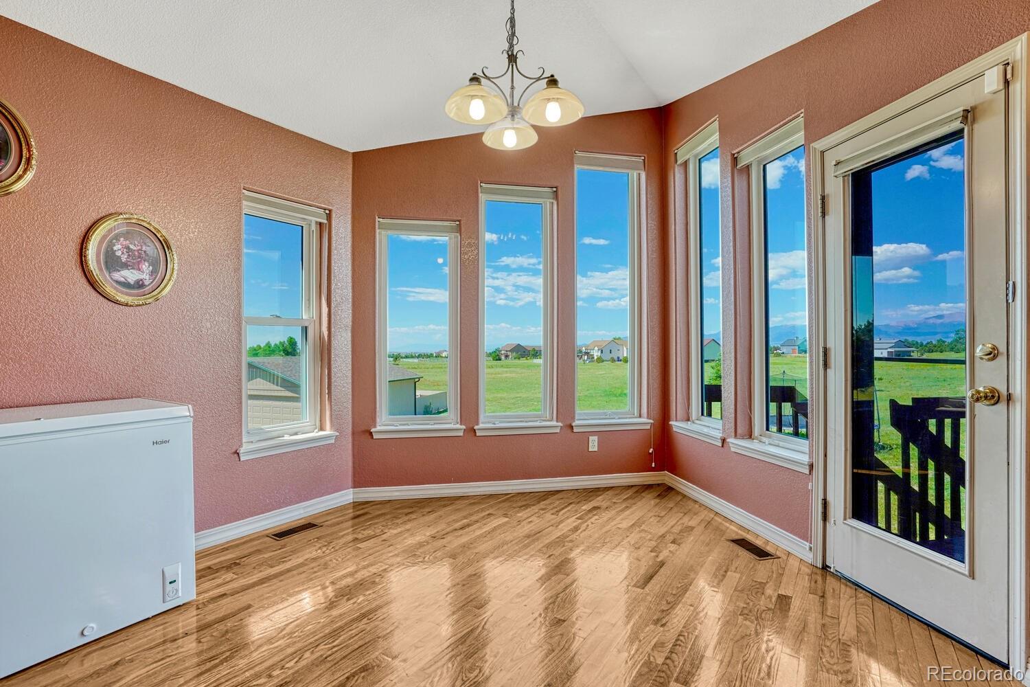 Real Estate Photo