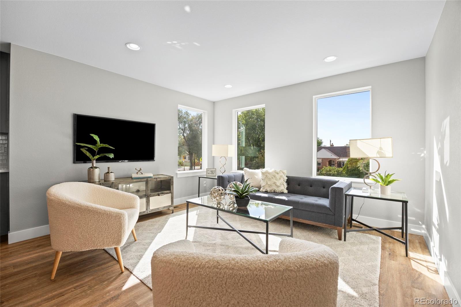 Real Estate Photo