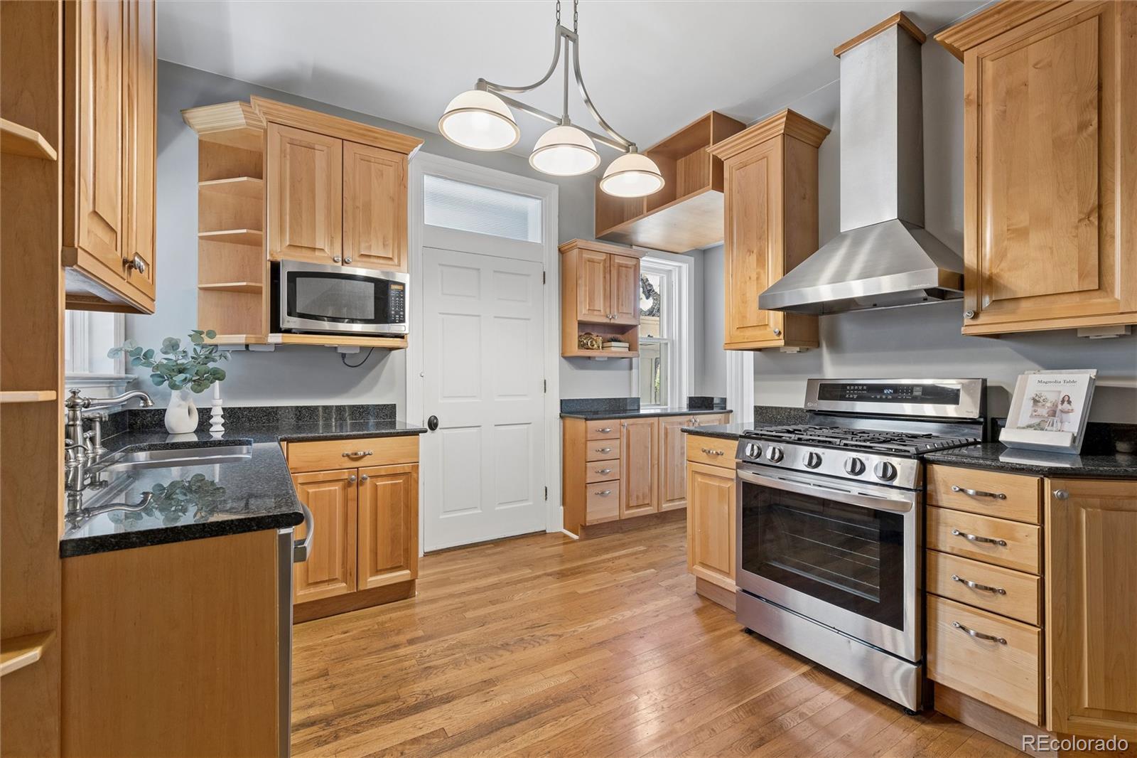 Real Estate Photo
