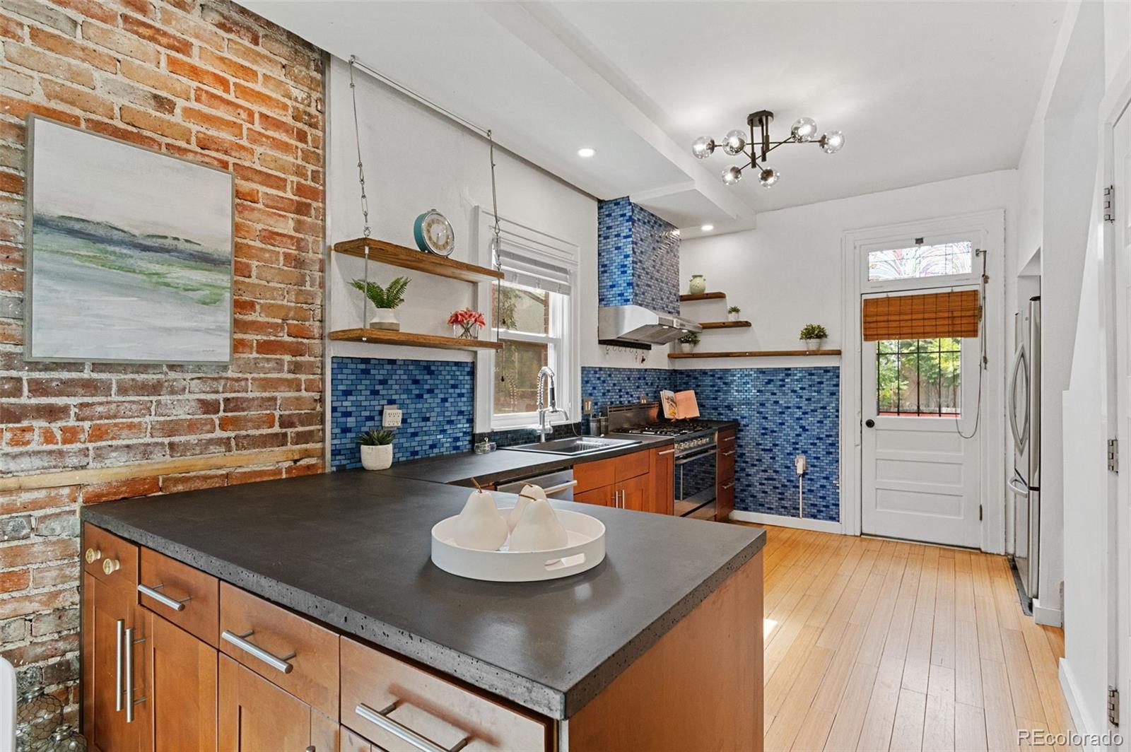 Real Estate Photo