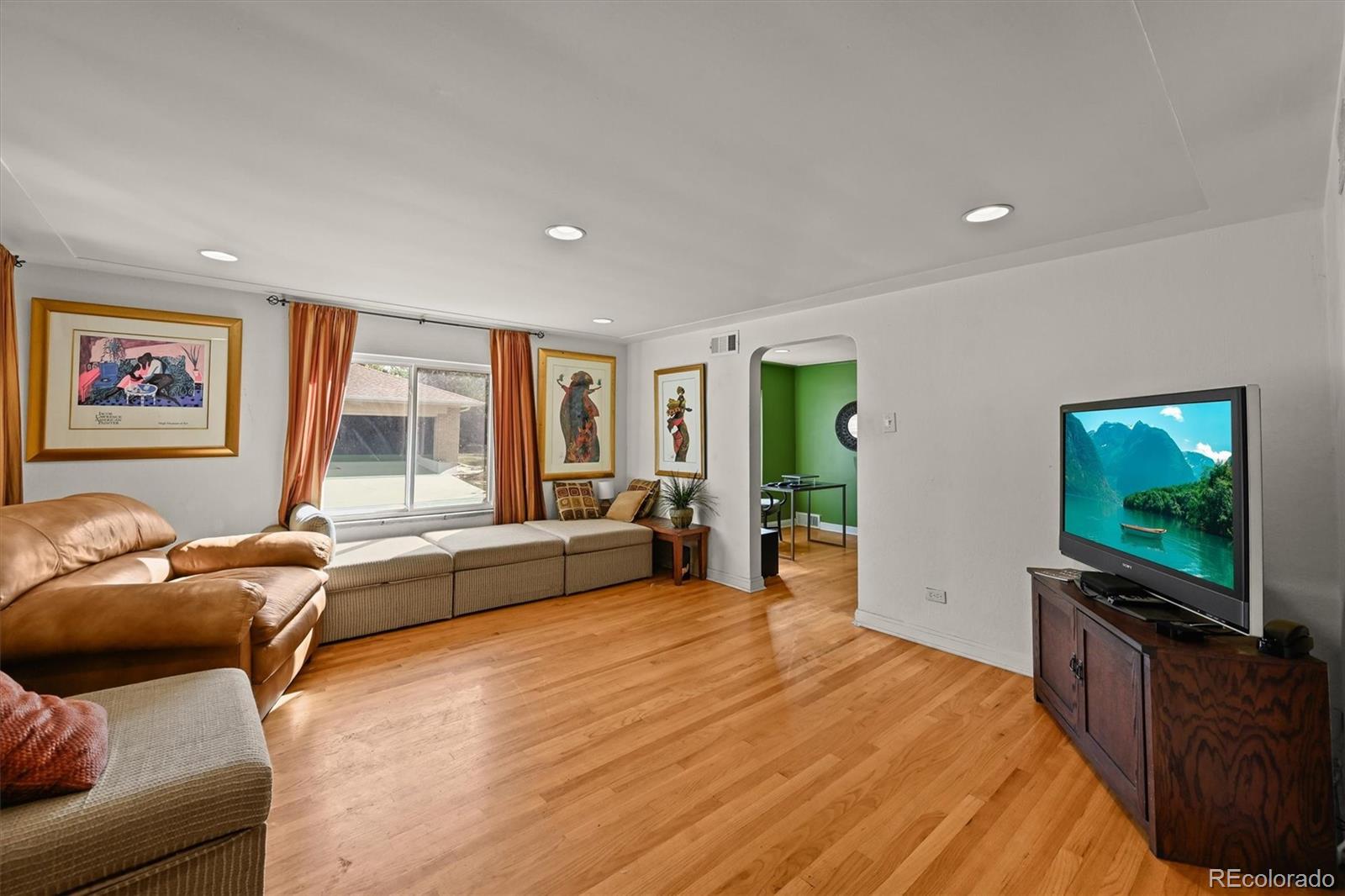 Real Estate Photo