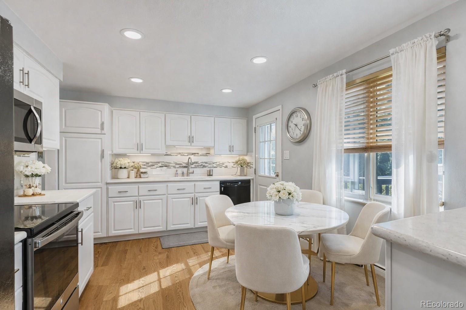 Real Estate Photo