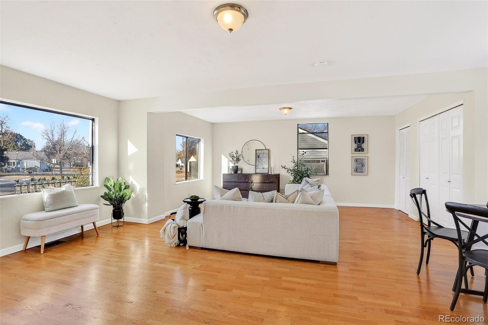 Real Estate Photo
