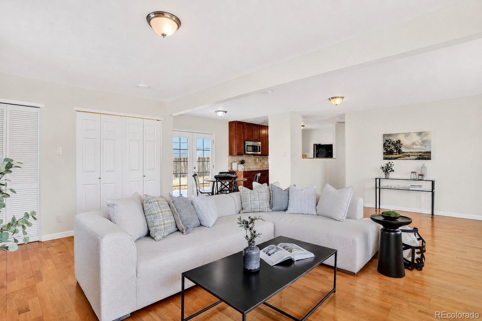Real Estate Photo