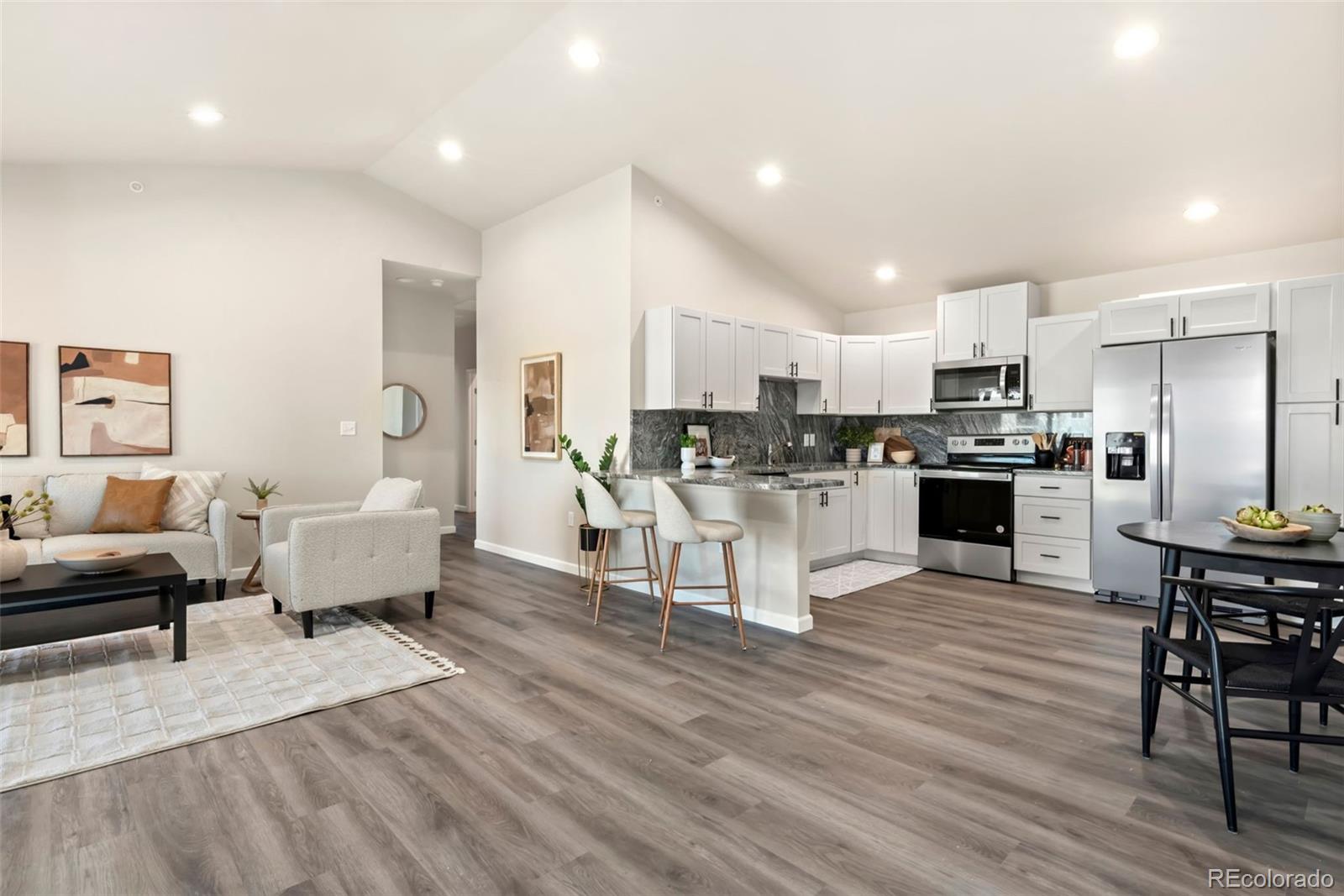 Real Estate Photo