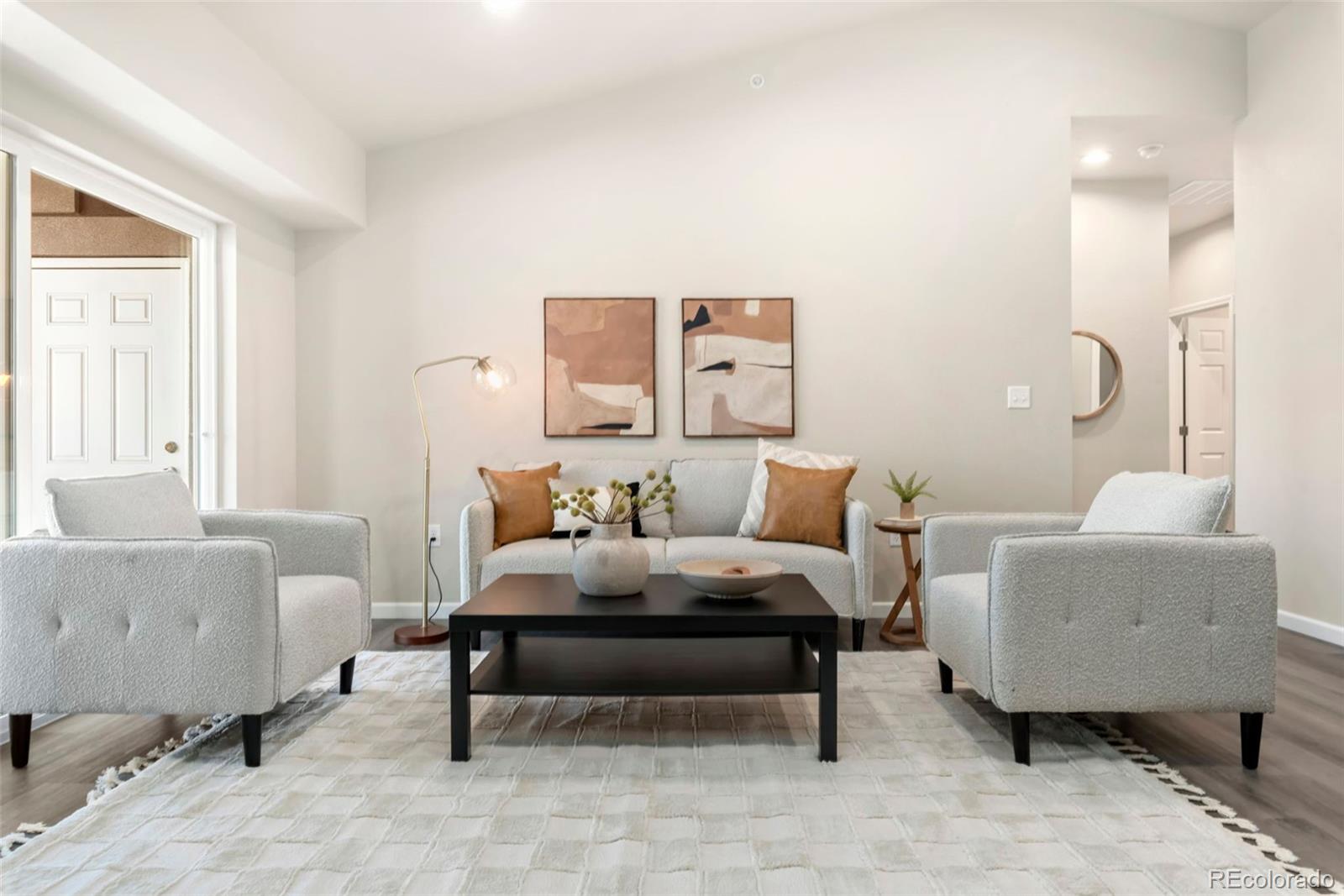Real Estate Photo