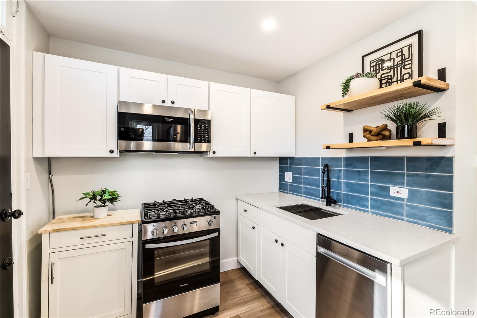 Real Estate Photo