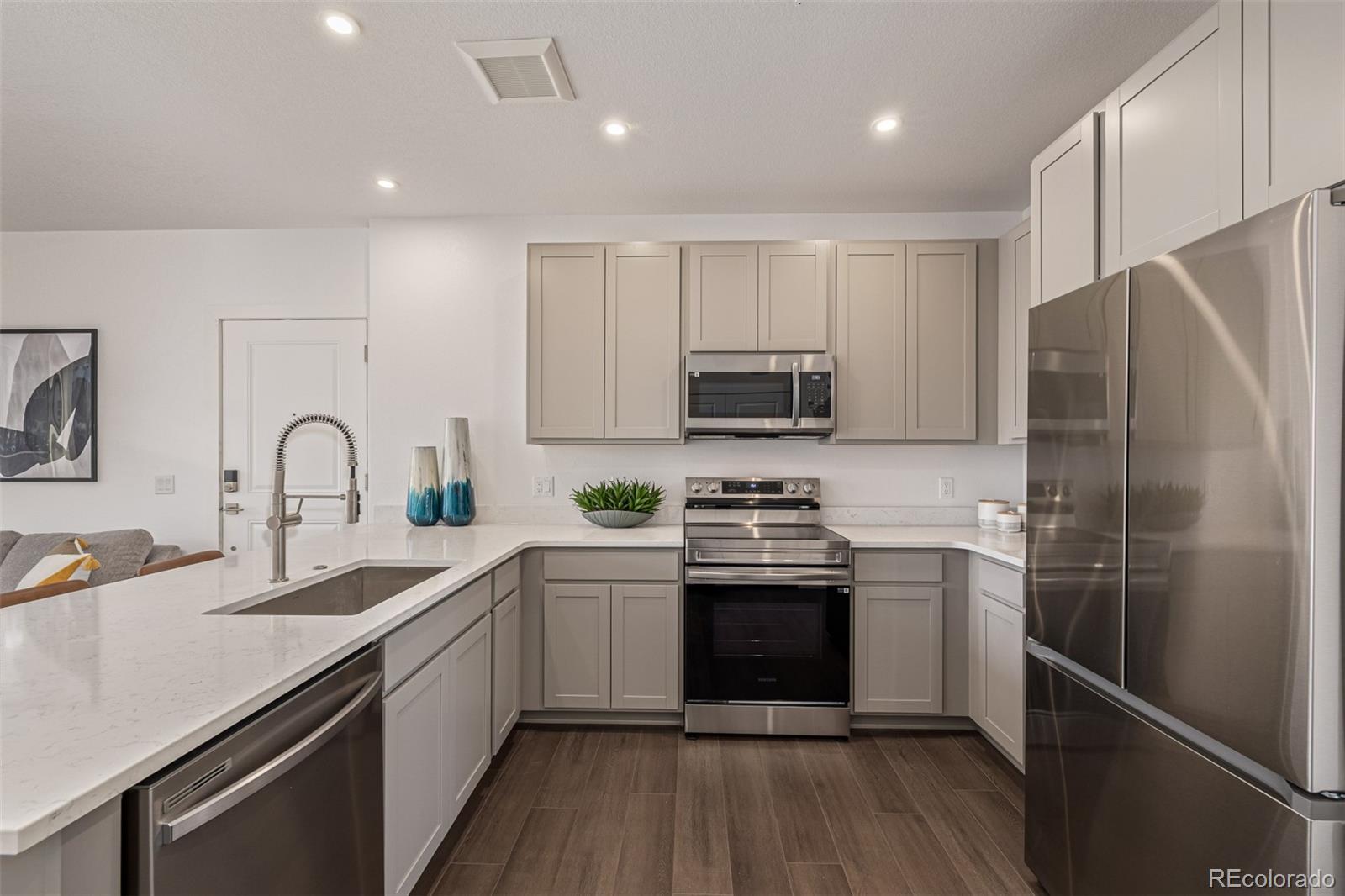 Real Estate Photo