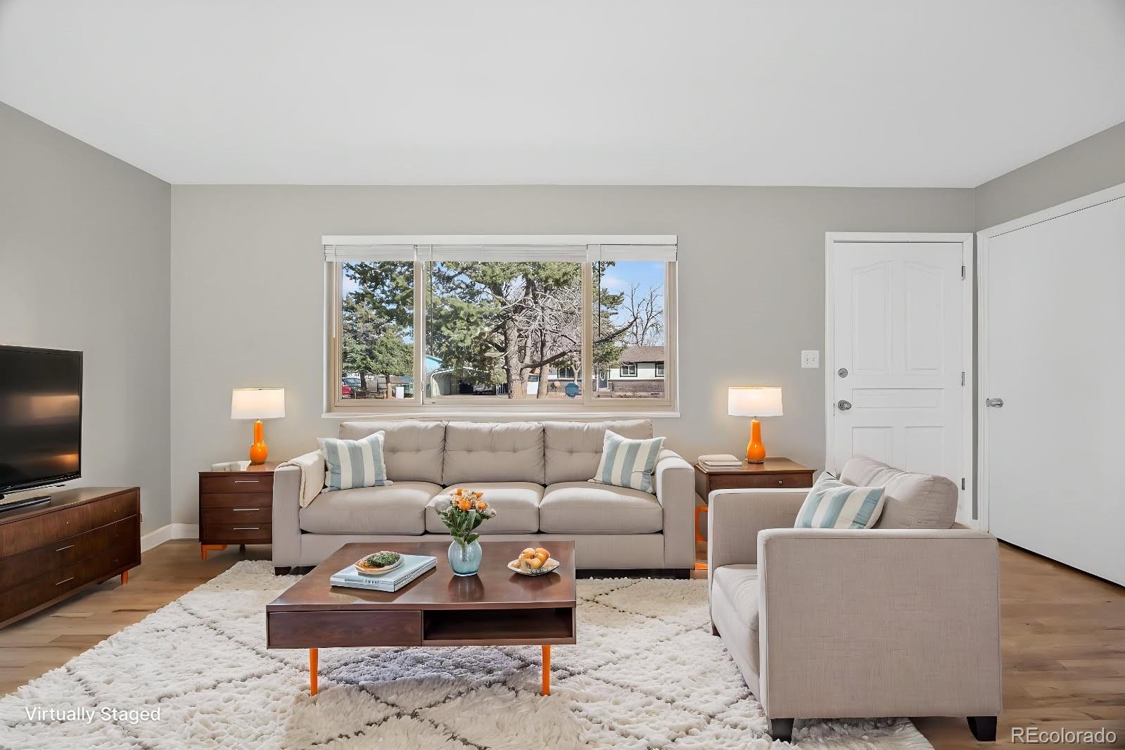 Real Estate Photo