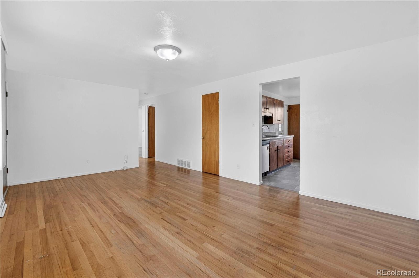 Real Estate Photo
