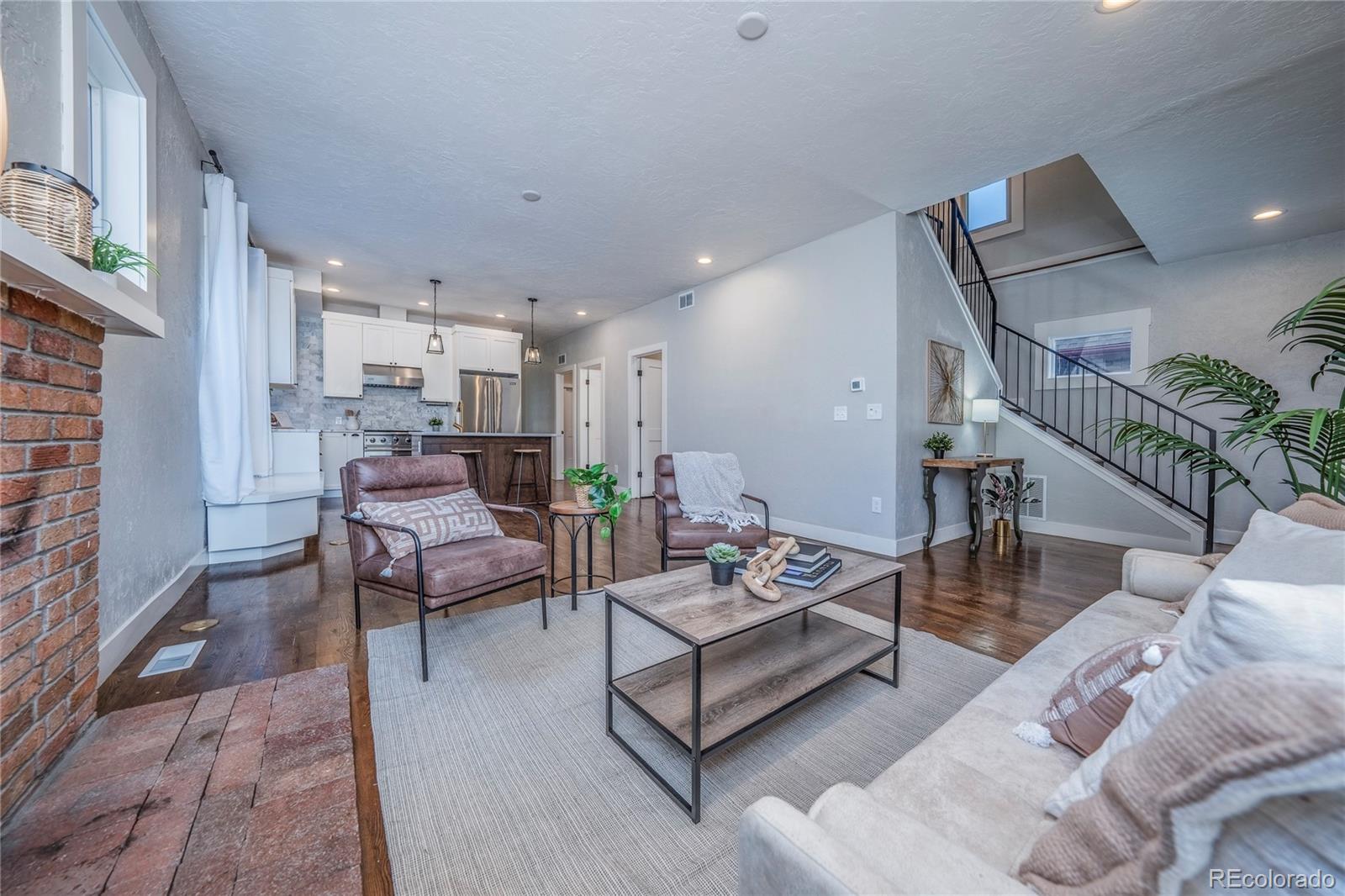 Real Estate Photo