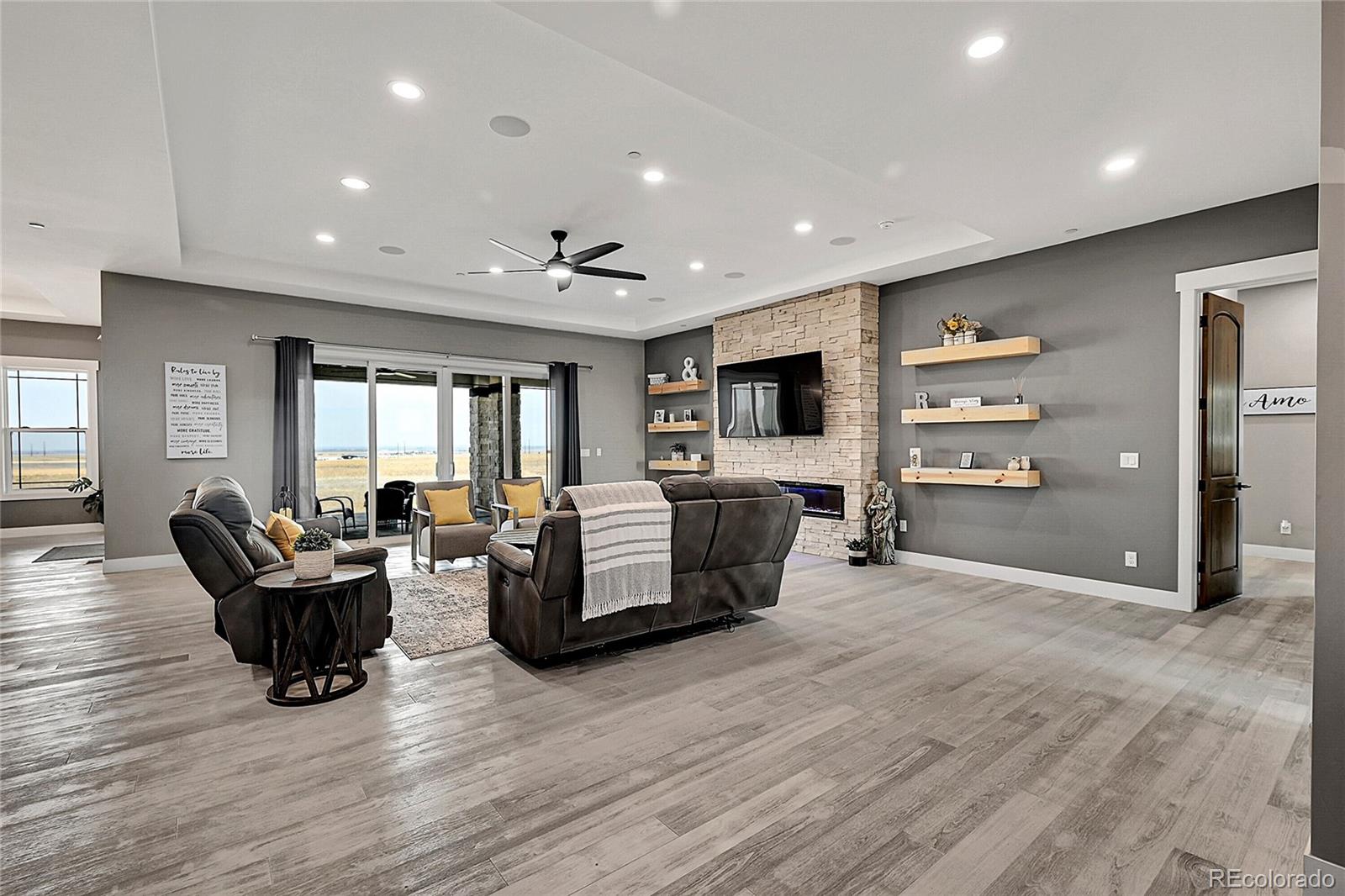 Real Estate Photo