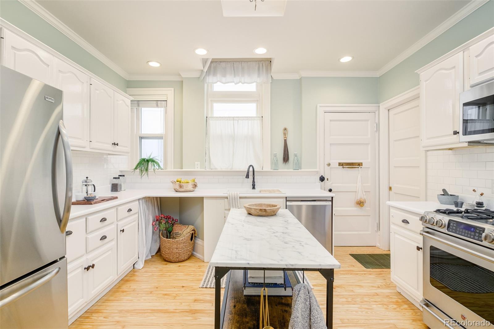 Real Estate Photo
