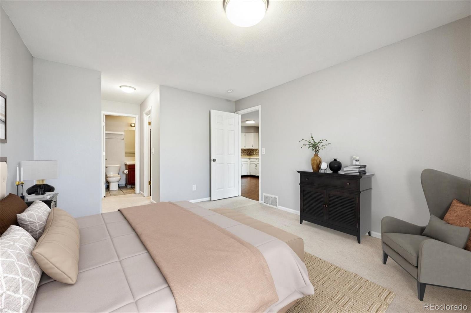Real Estate Photo