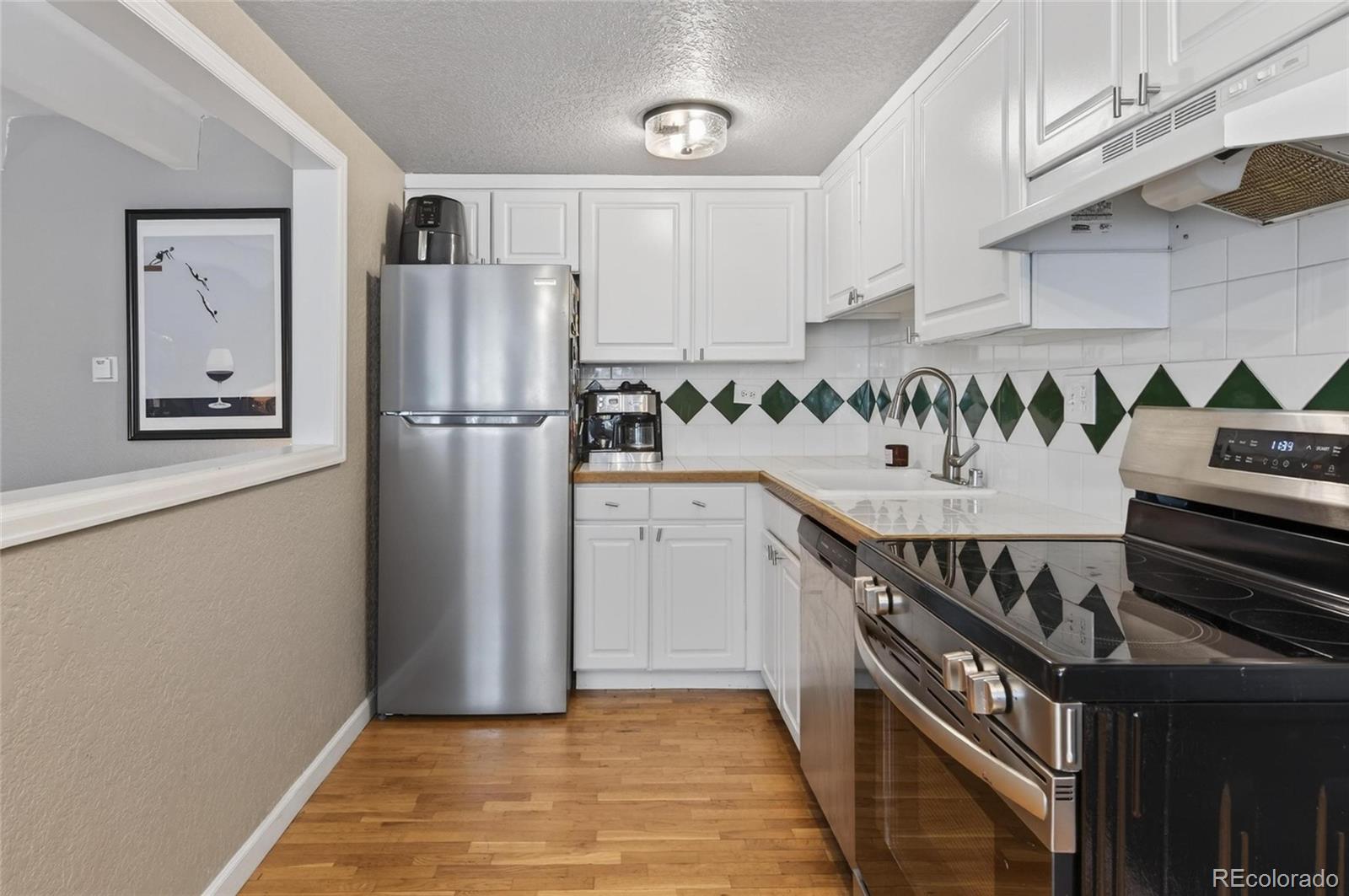 Real Estate Photo