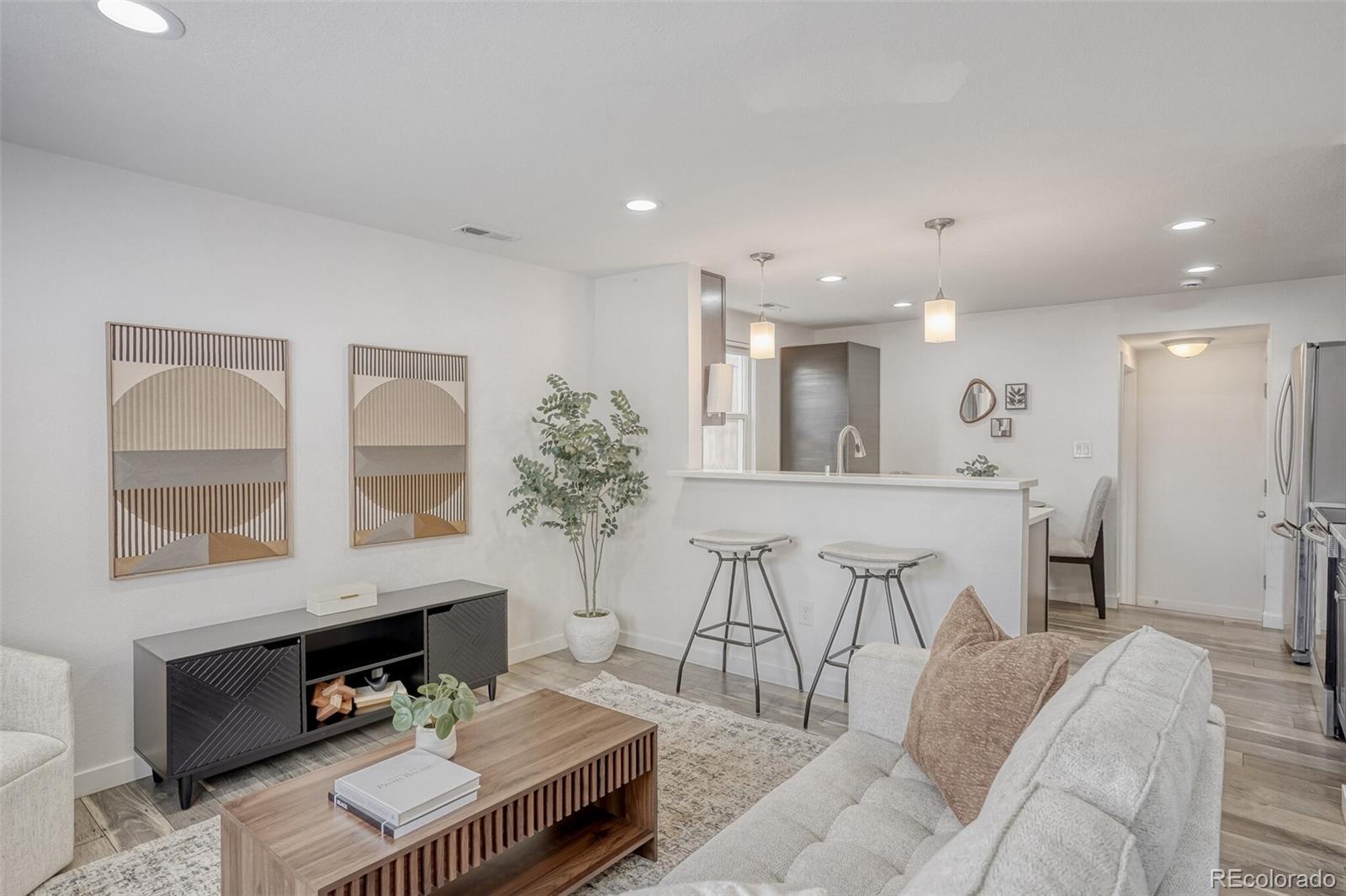 Real Estate Photo