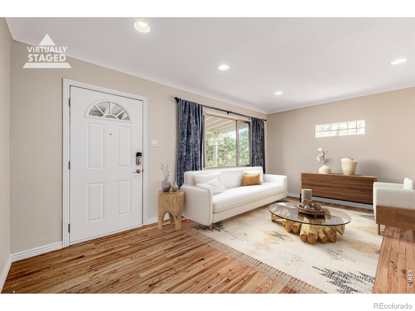 Real Estate Photo