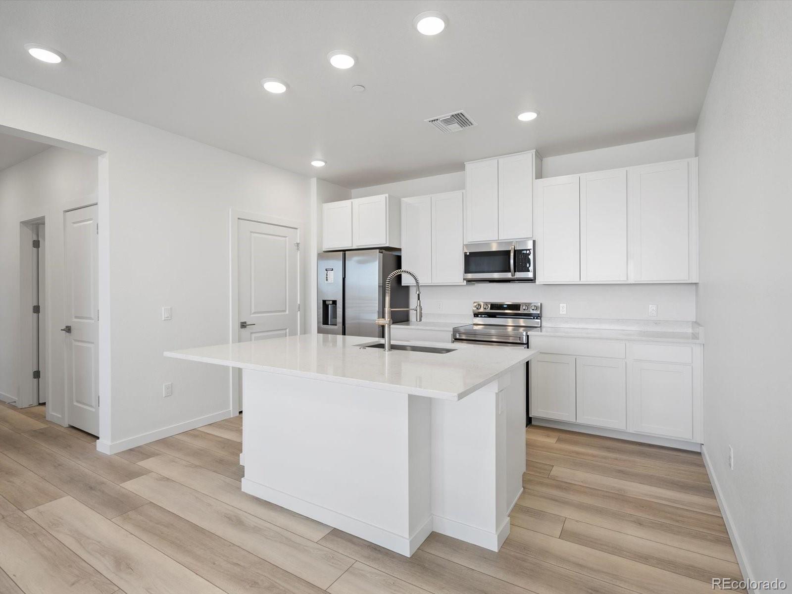 Real Estate Photo