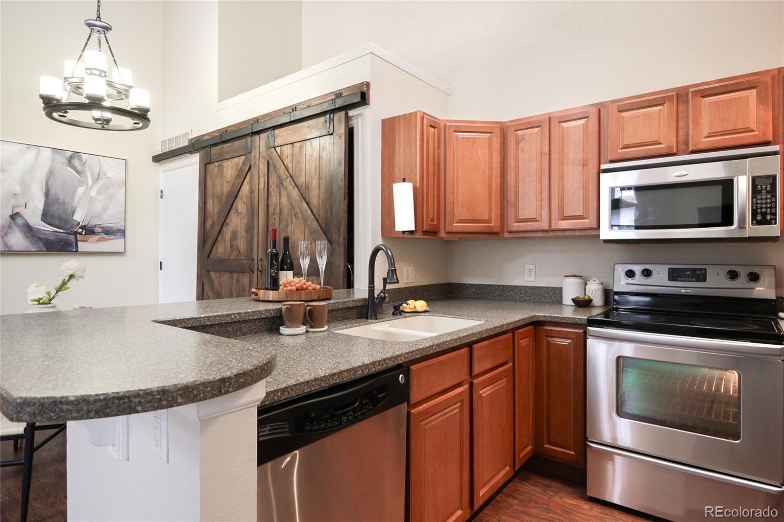 Real Estate Photo