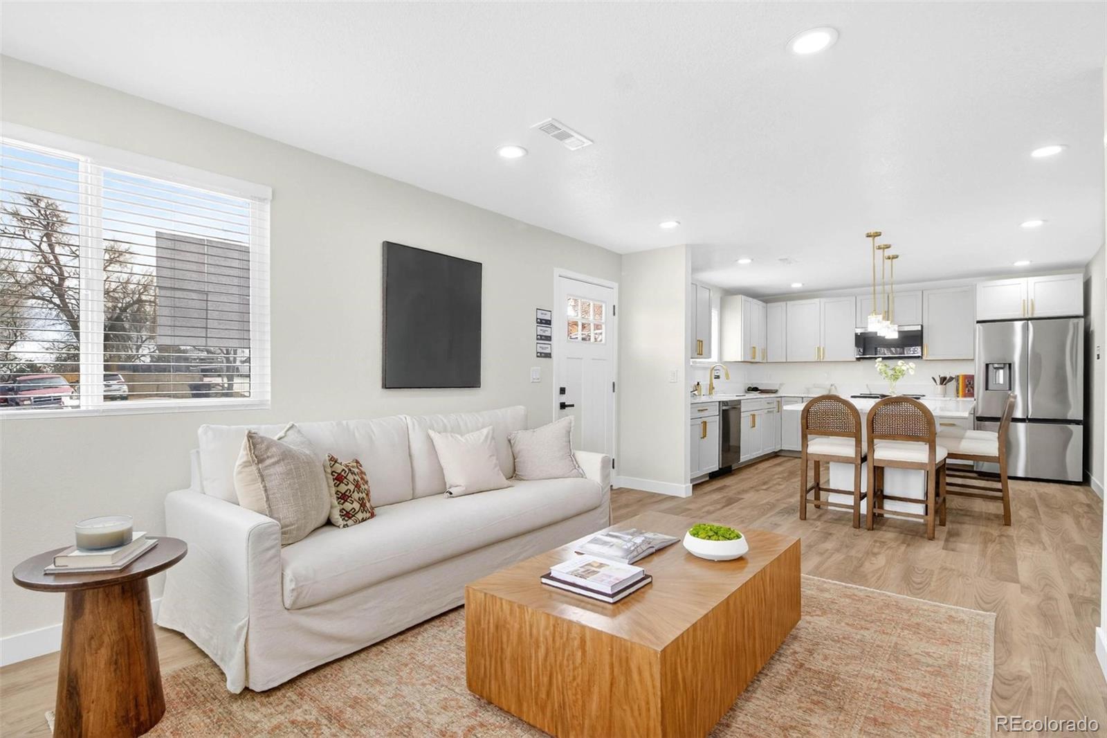 Real Estate Photo
