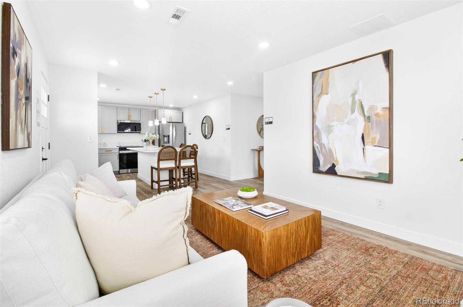 Real Estate Photo