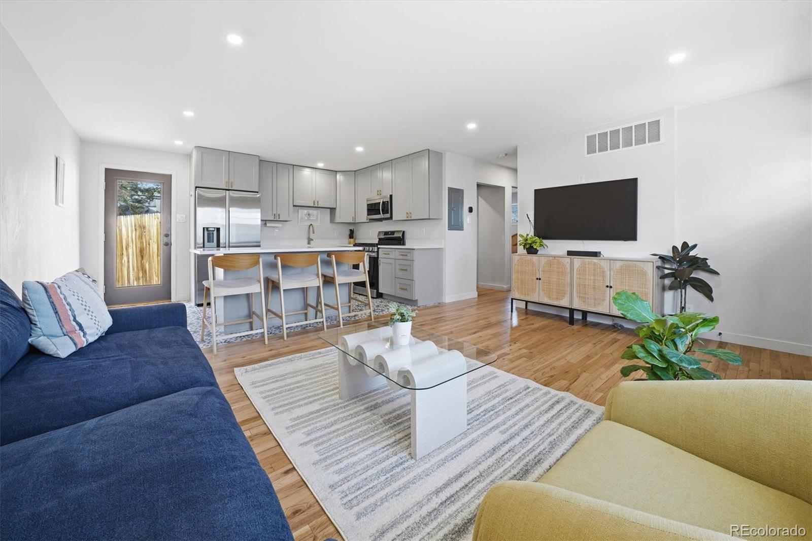 Real Estate Photo