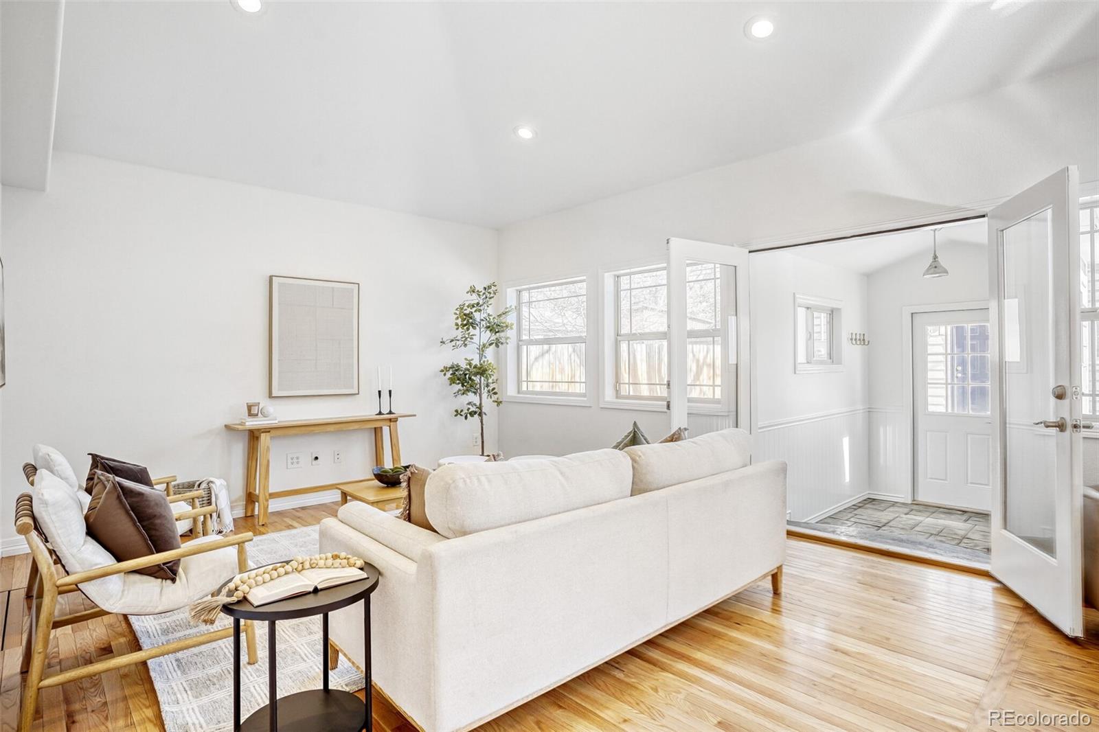 Real Estate Photo