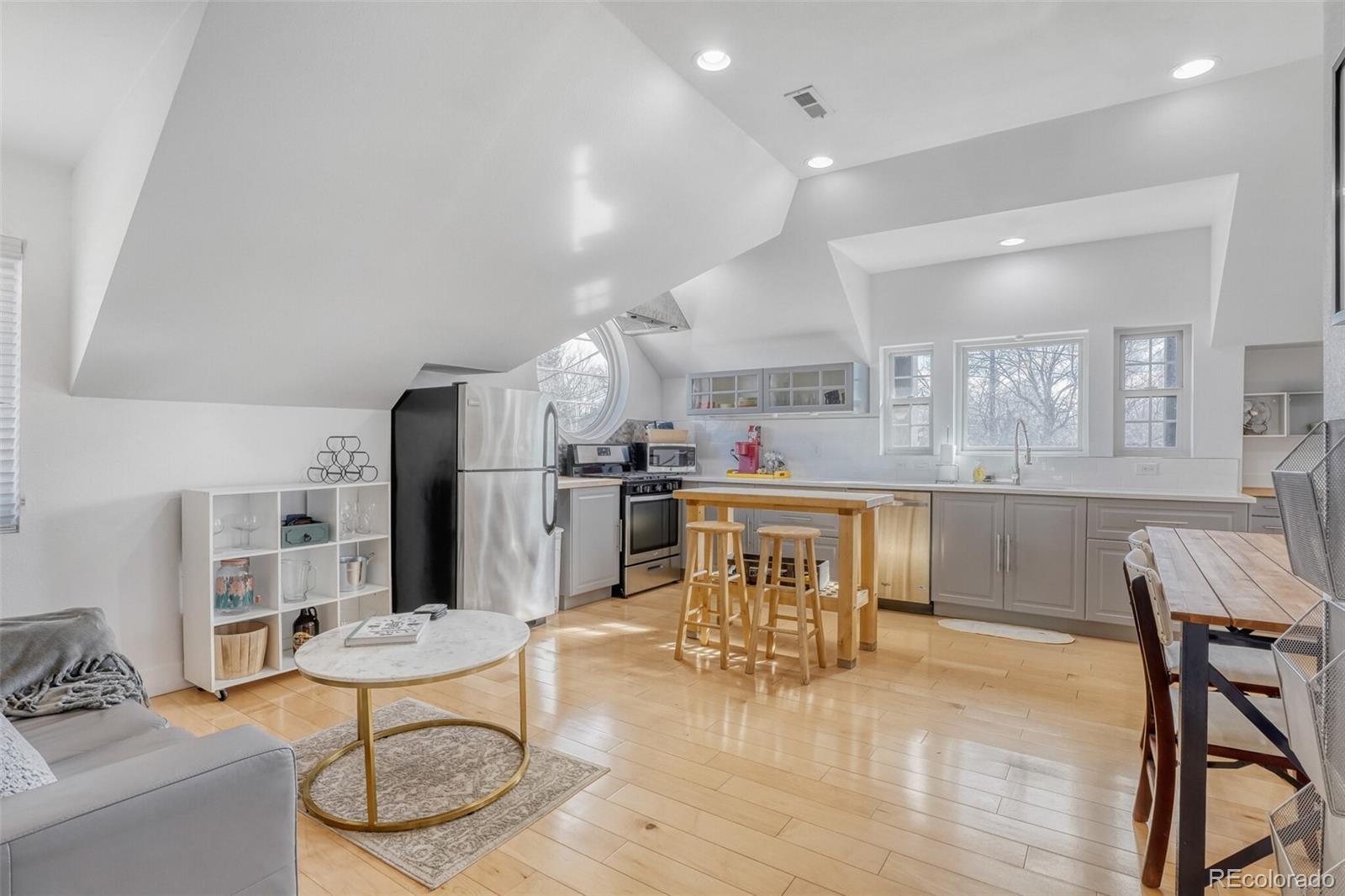 Real Estate Photo