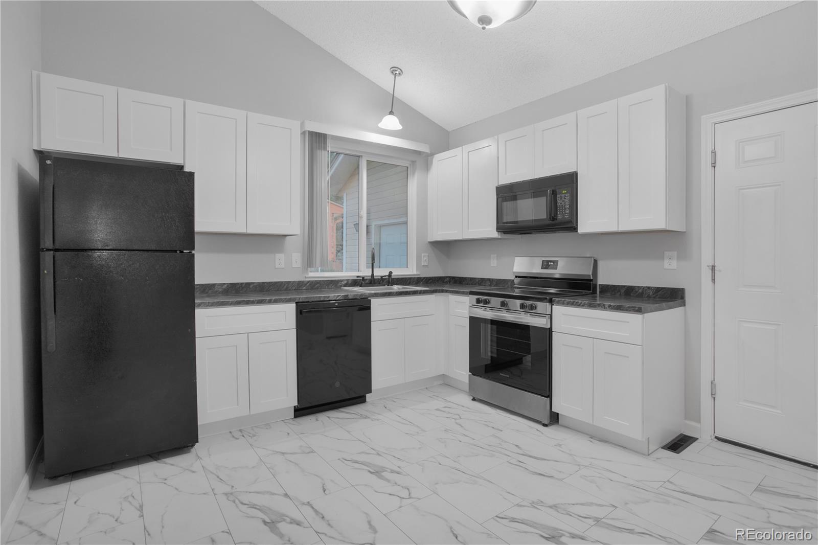 Real Estate Photo
