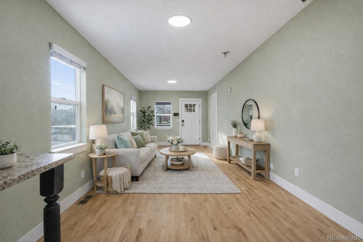 Real Estate Photo