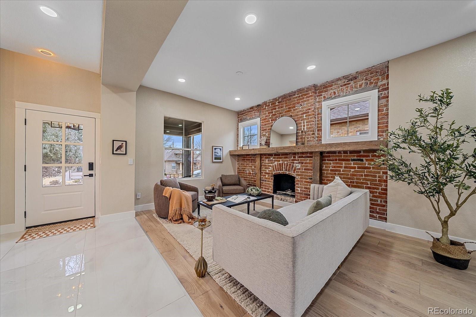 Real Estate Photo