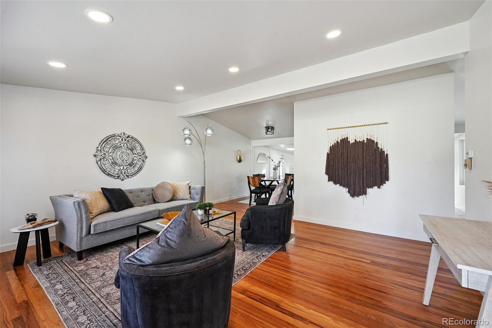 Real Estate Photo