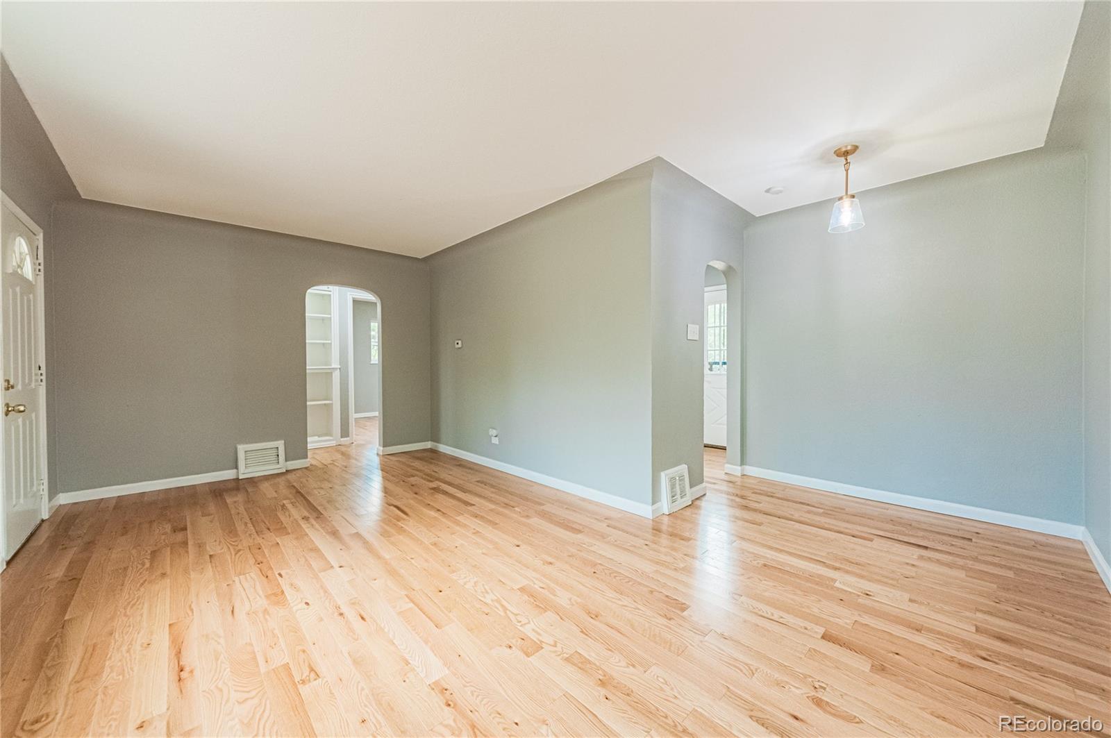 Real Estate Photo