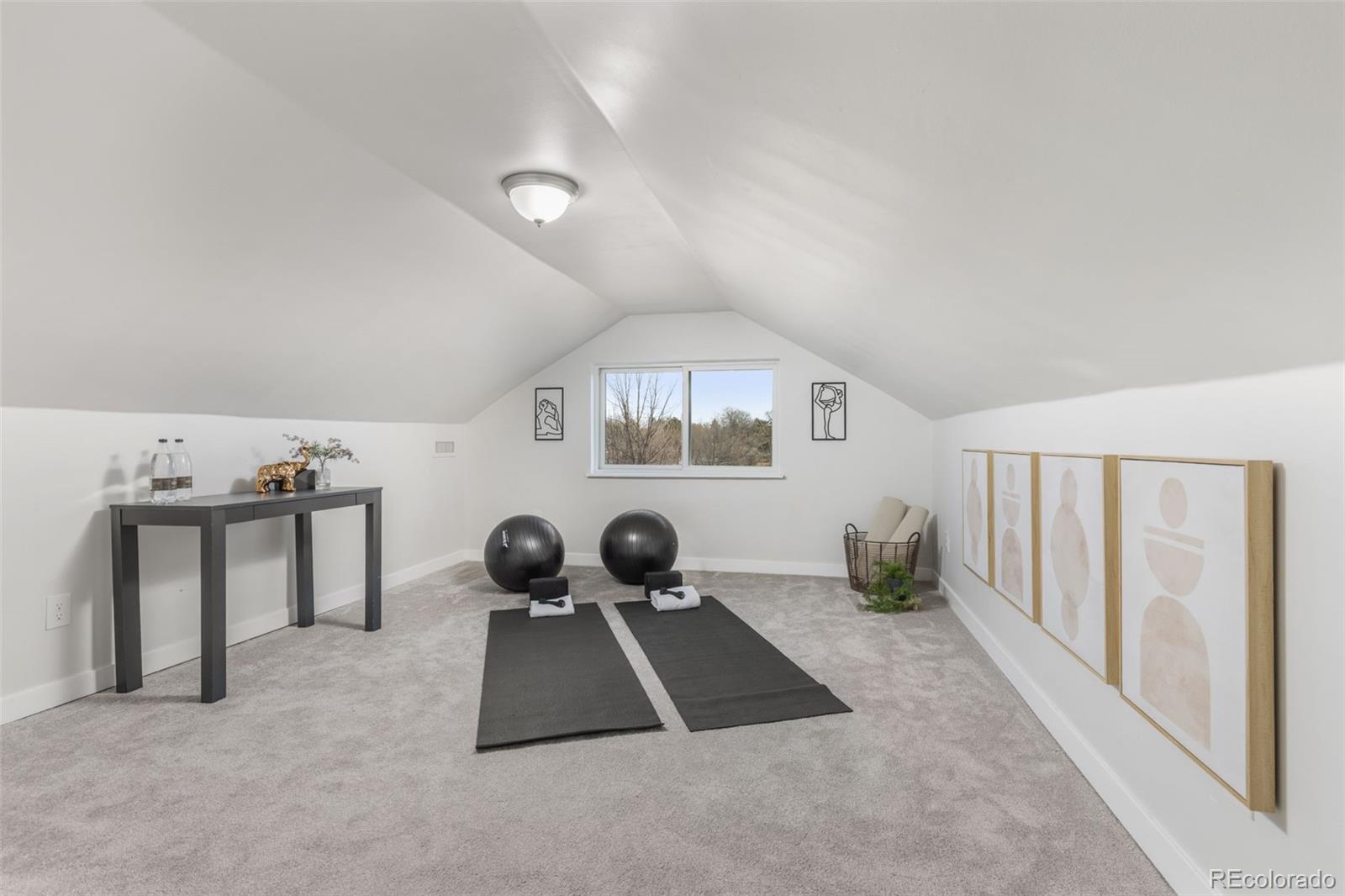 Real Estate Photo